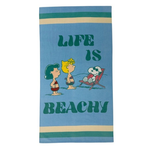 🆕 Peanuts Beach Towel Snoopy Lucy Peppermint Patty “Life is Beachy” - Picture 1 of 5